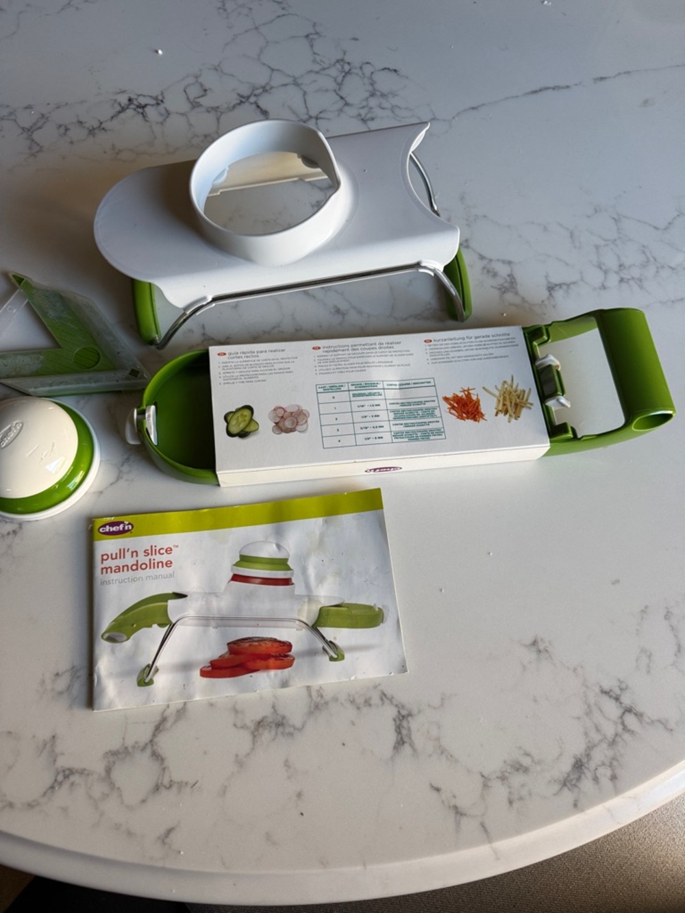 Pull 'n Slice Mandoline - White and Green